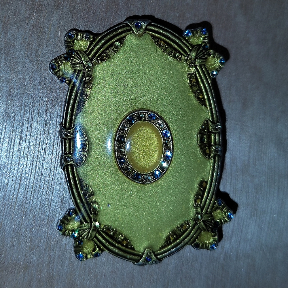 Vtg Victorian Revival Edwardian Brass Blue Rhinestones Lucite Brooch Pin - Picture 5 of 7